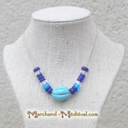 Glass beads necklace