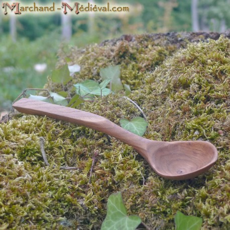 Cuillère médiévale en bois : Frêne