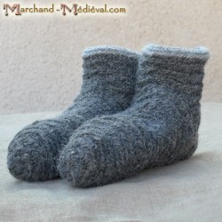 Naalbinding medieval sock