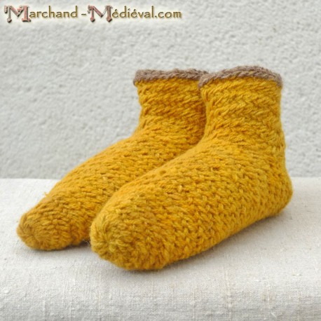 Naalbinding medieval sock 