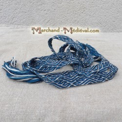 Woven woollen belt