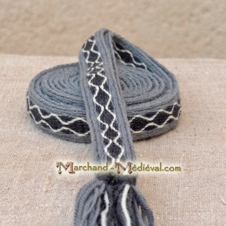 Tablet weaving braid 