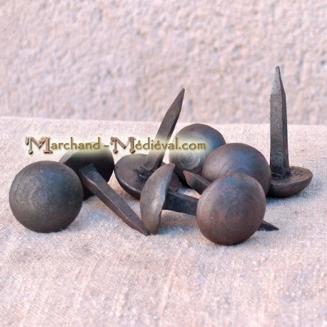 Semi-spherical hand forged nails : 50 mm 
