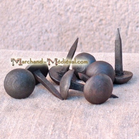 Semi-spherical hand forged nails : 40 mm 