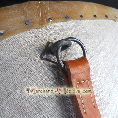 Schildriemenringe- Ring mit Heftklammern aus Eisen